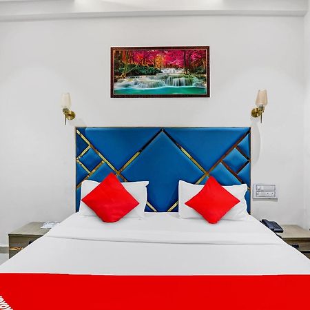 Hotel O Shree Palace Utran ภายนอก รูปภาพ
